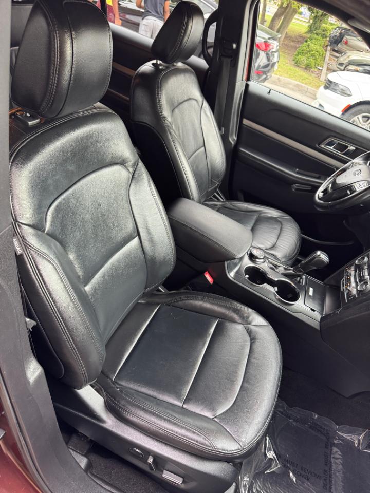 Ford Explorer XLT 4WD 2018