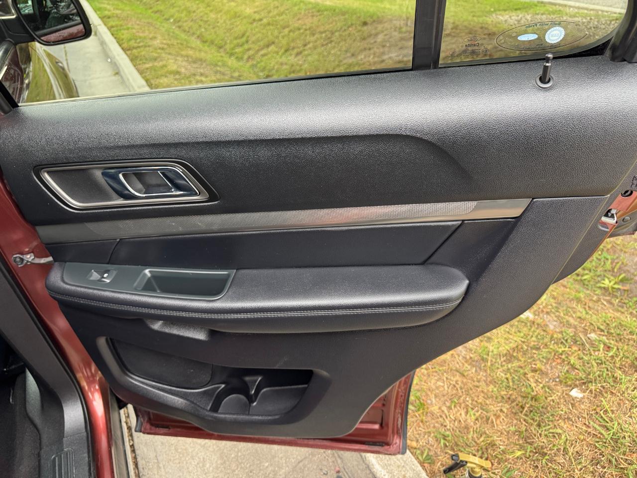 Ford Explorer XLT 4WD 2018