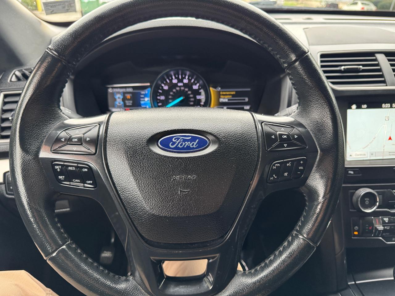 Ford Explorer XLT 4WD 2018
