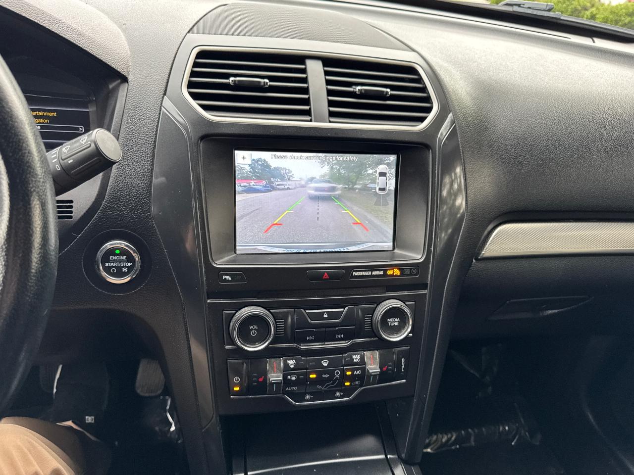 Ford Explorer XLT 4WD 2018