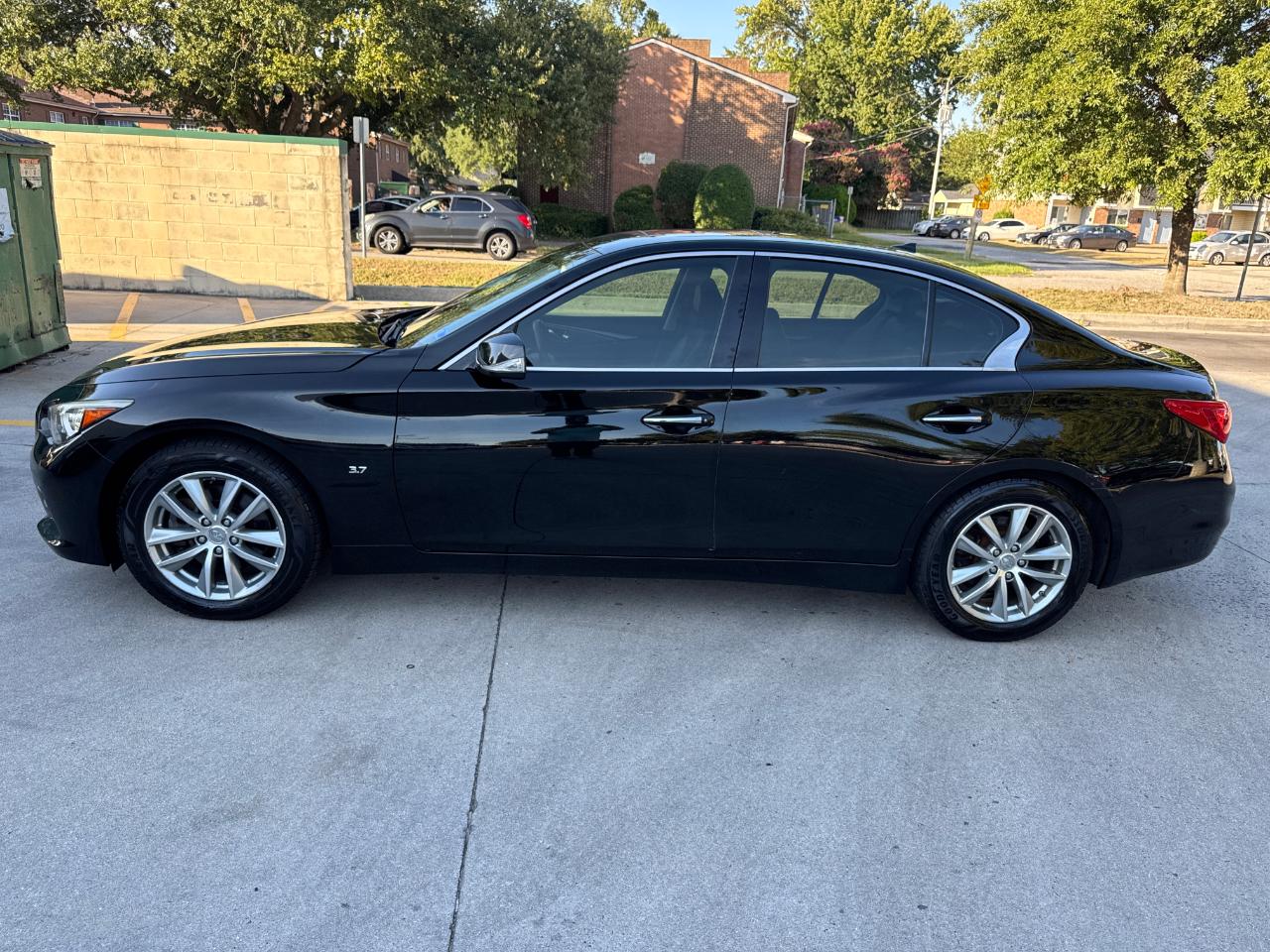 Infiniti Q50 4dr Sdn AWD 2015