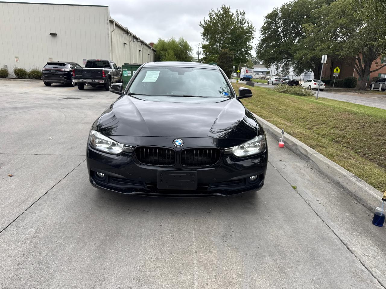 BMW 3 Series 320i xDrive Sedan 2017
