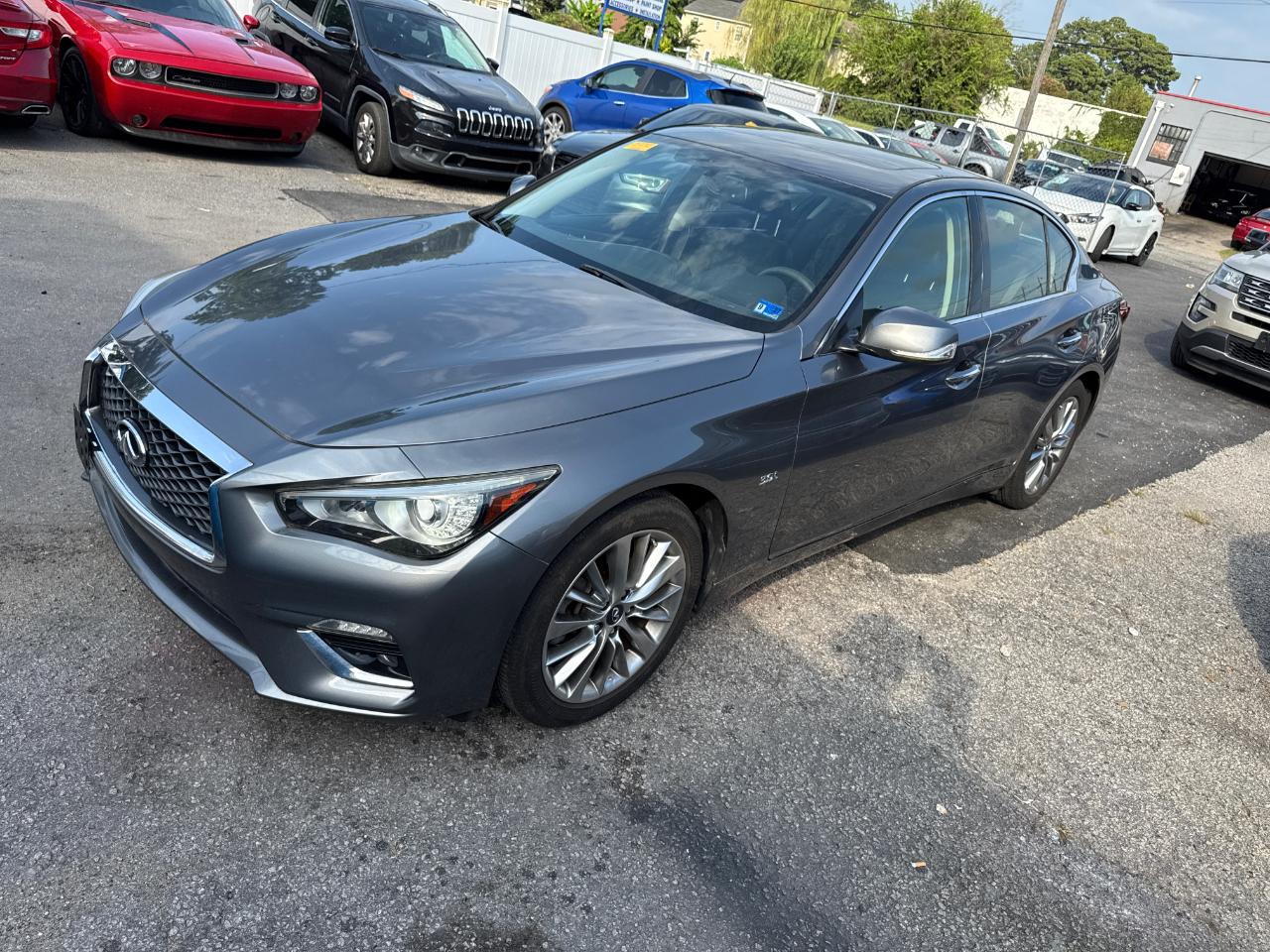 Infiniti Q50 3.0t LUXE AWD 2018