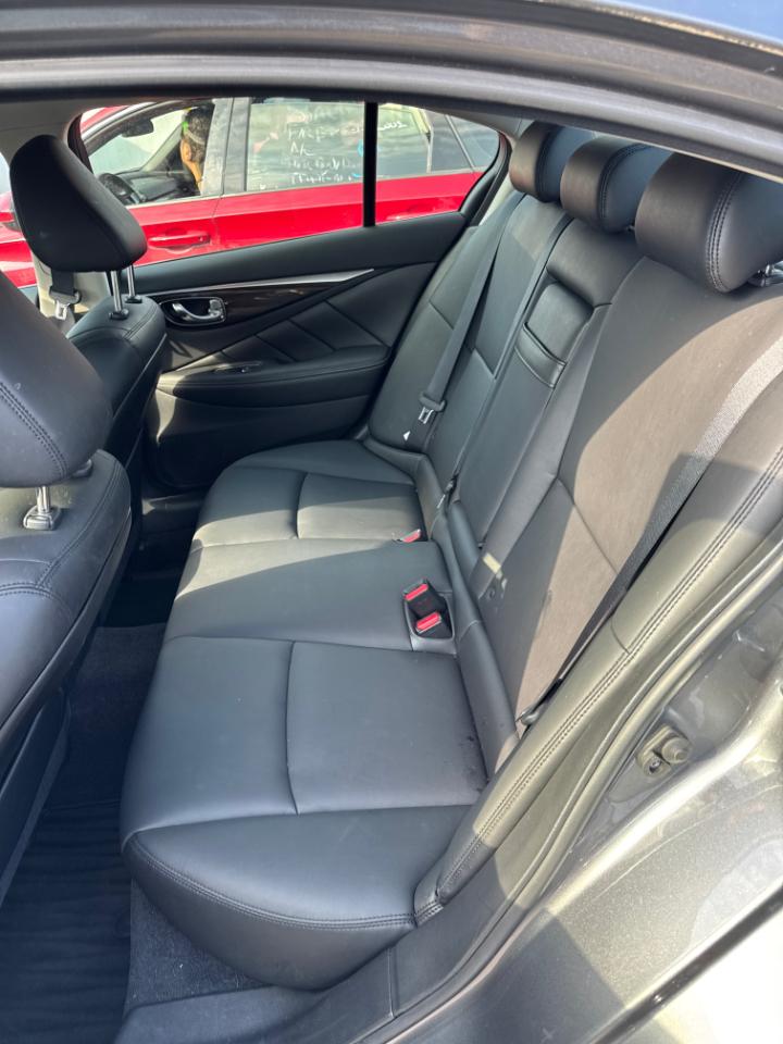 Infiniti Q50 3.0t LUXE AWD 2018