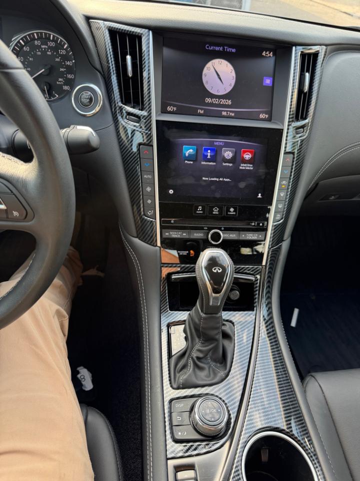 Infiniti Q50 3.0t LUXE AWD 2018