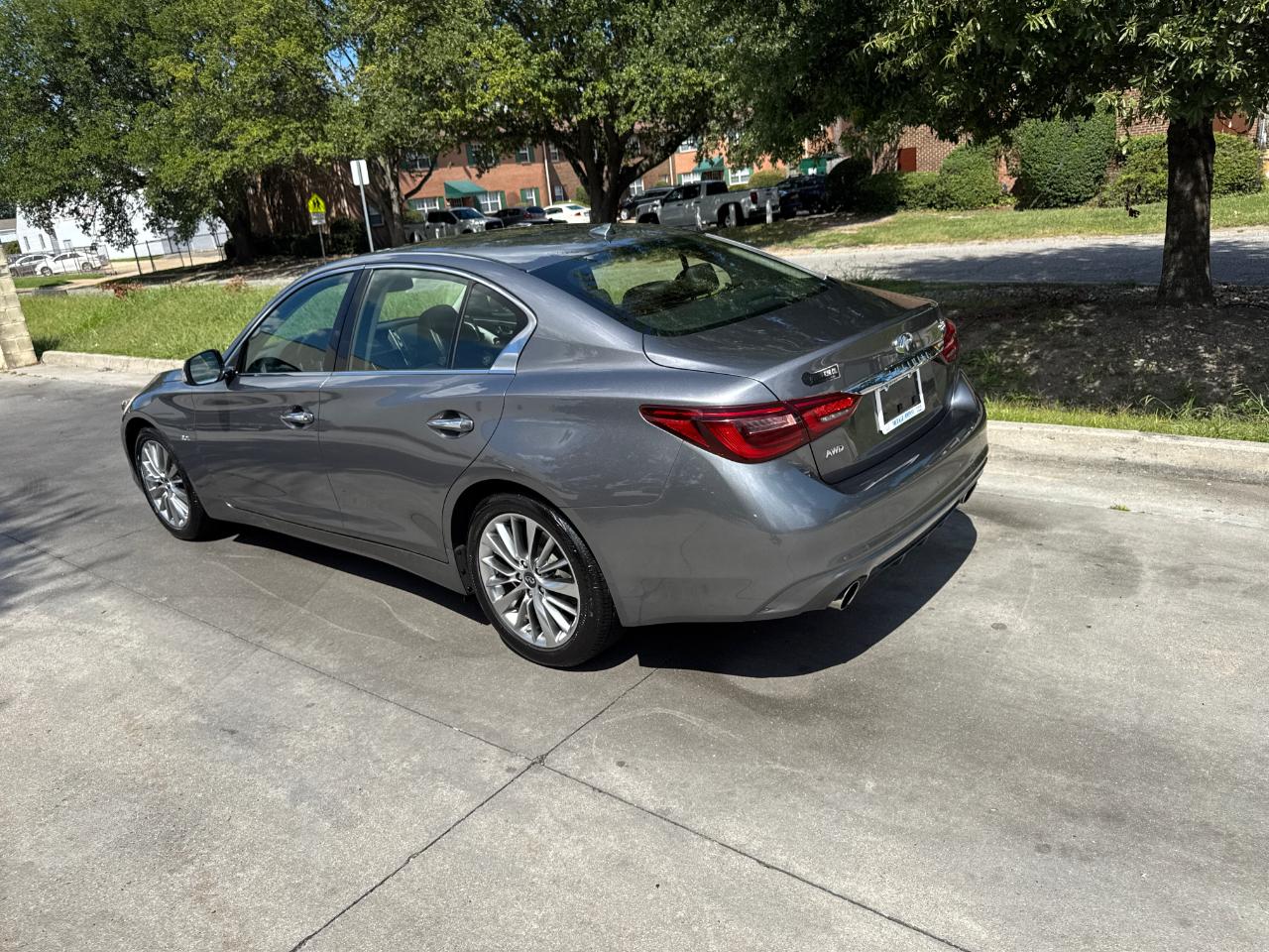 Infiniti Q50 3.0t LUXE AWD 2018