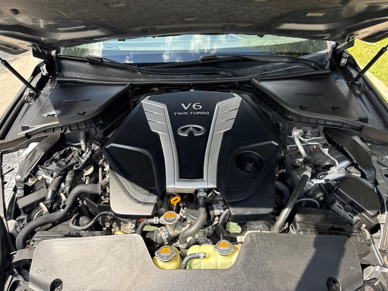 Infiniti Q50 3.0t LUXE AWD 2018