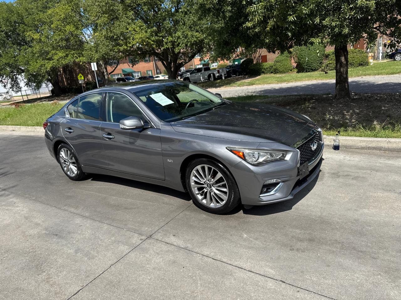 Infiniti Q50 3.0t LUXE AWD 2018
