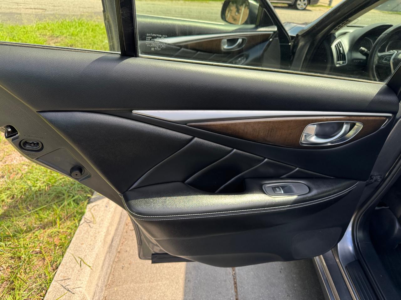 Infiniti Q50 3.0t LUXE AWD 2018