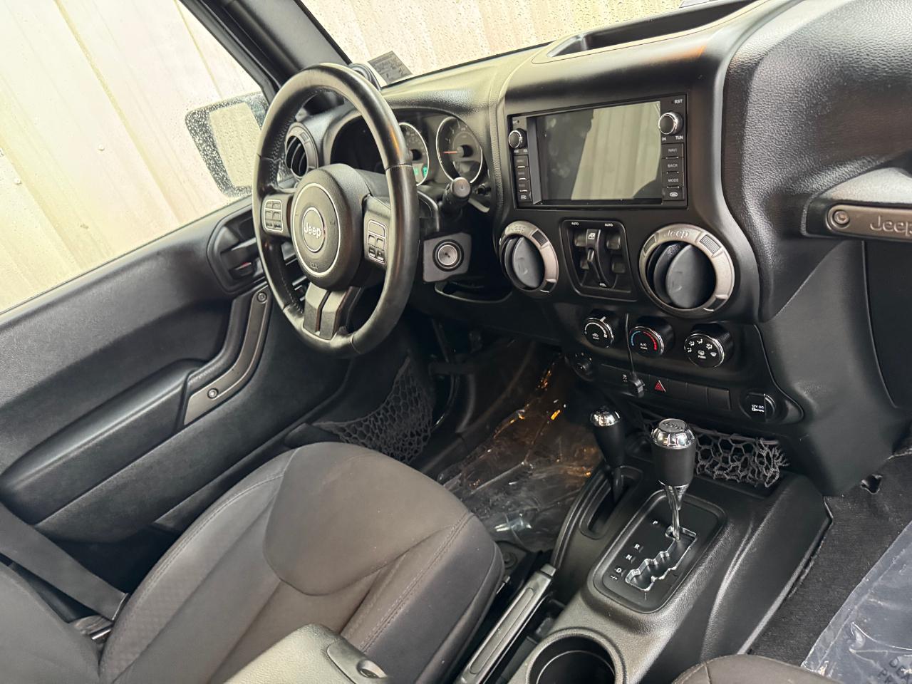 Jeep Wrangler Unlimited 4WD 4dr Sport 2014