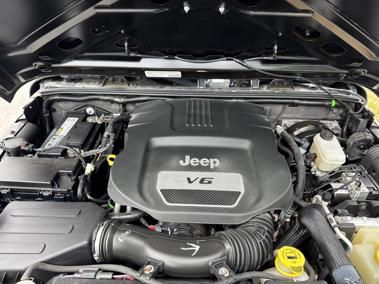 Jeep Wrangler Unlimited 4WD 4dr Sport 2014