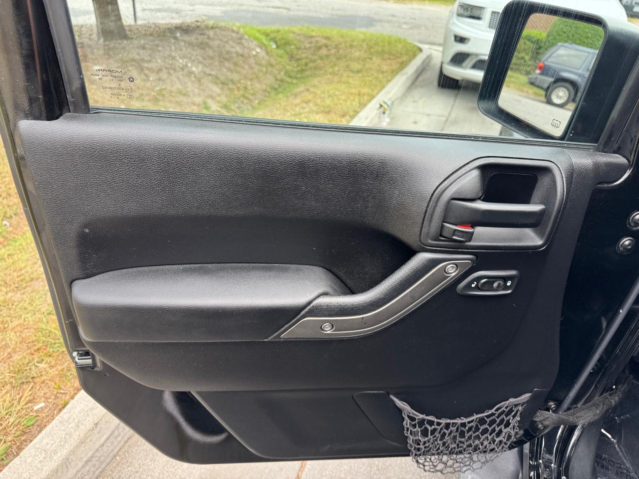 Jeep Wrangler Unlimited 4WD 4dr Sport 2014