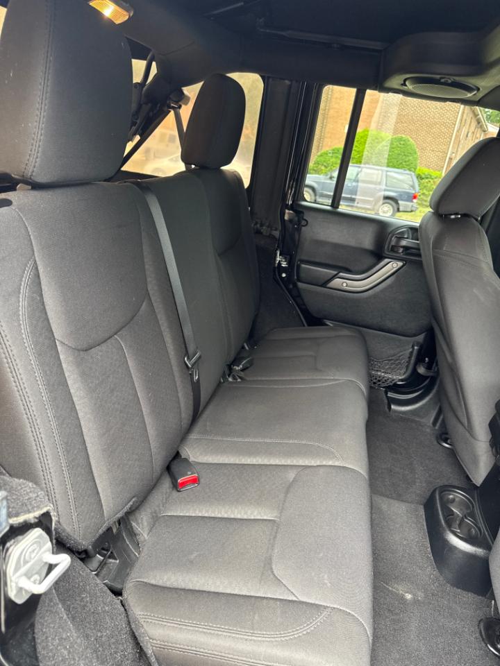 Jeep Wrangler Unlimited 4WD 4dr Sport 2014