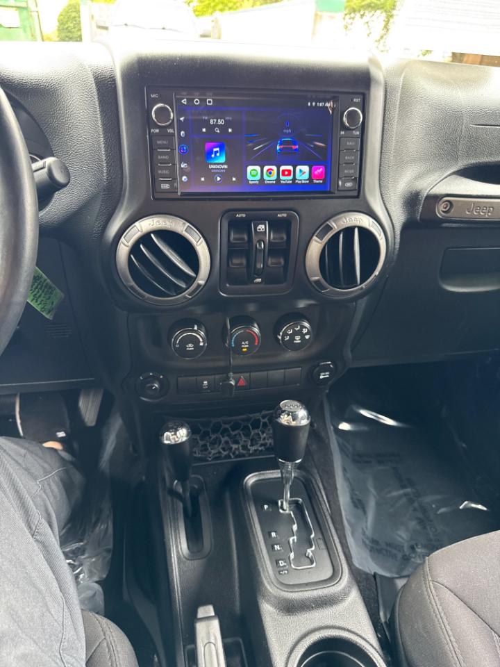 Jeep Wrangler Unlimited 4WD 4dr Sport 2014