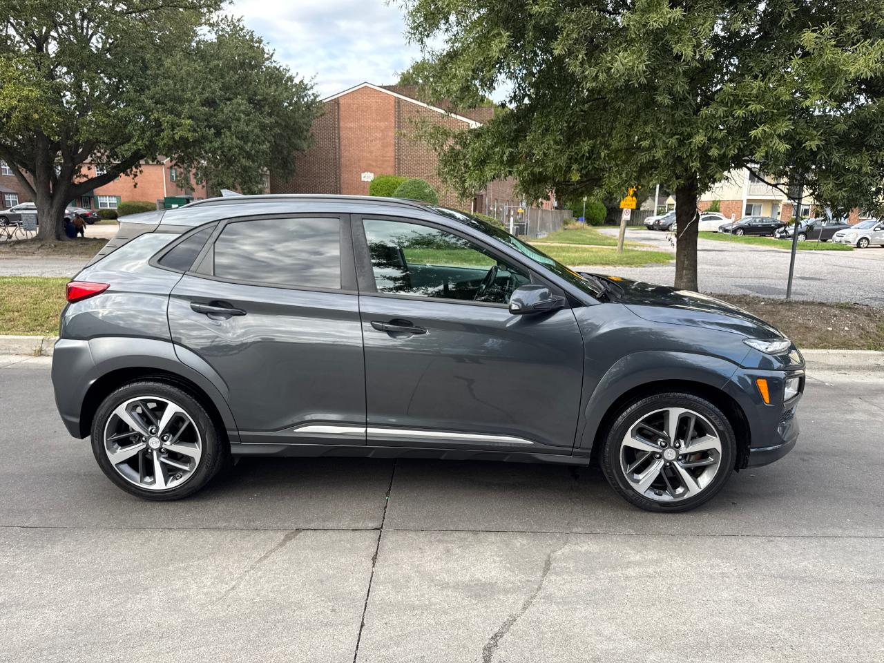 Hyundai Kona Limited DCT FWD 2020