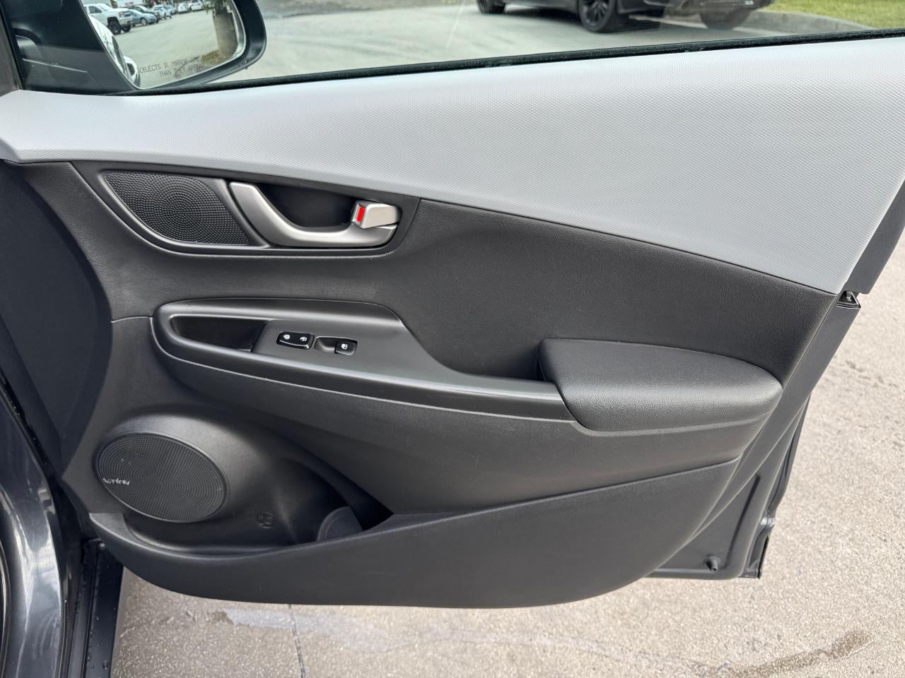 Hyundai Kona Limited DCT FWD 2020
