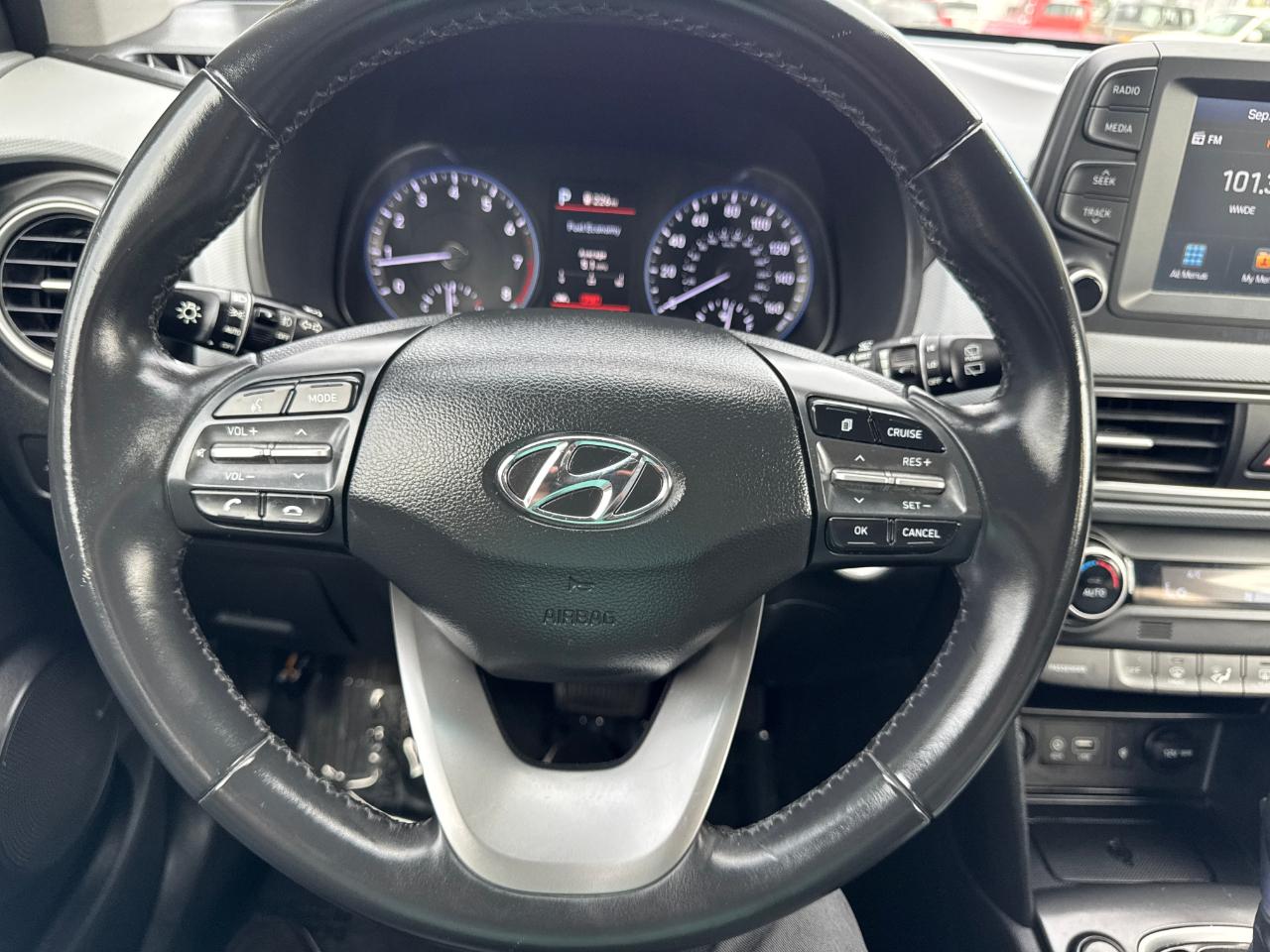 Hyundai Kona Limited DCT FWD 2020