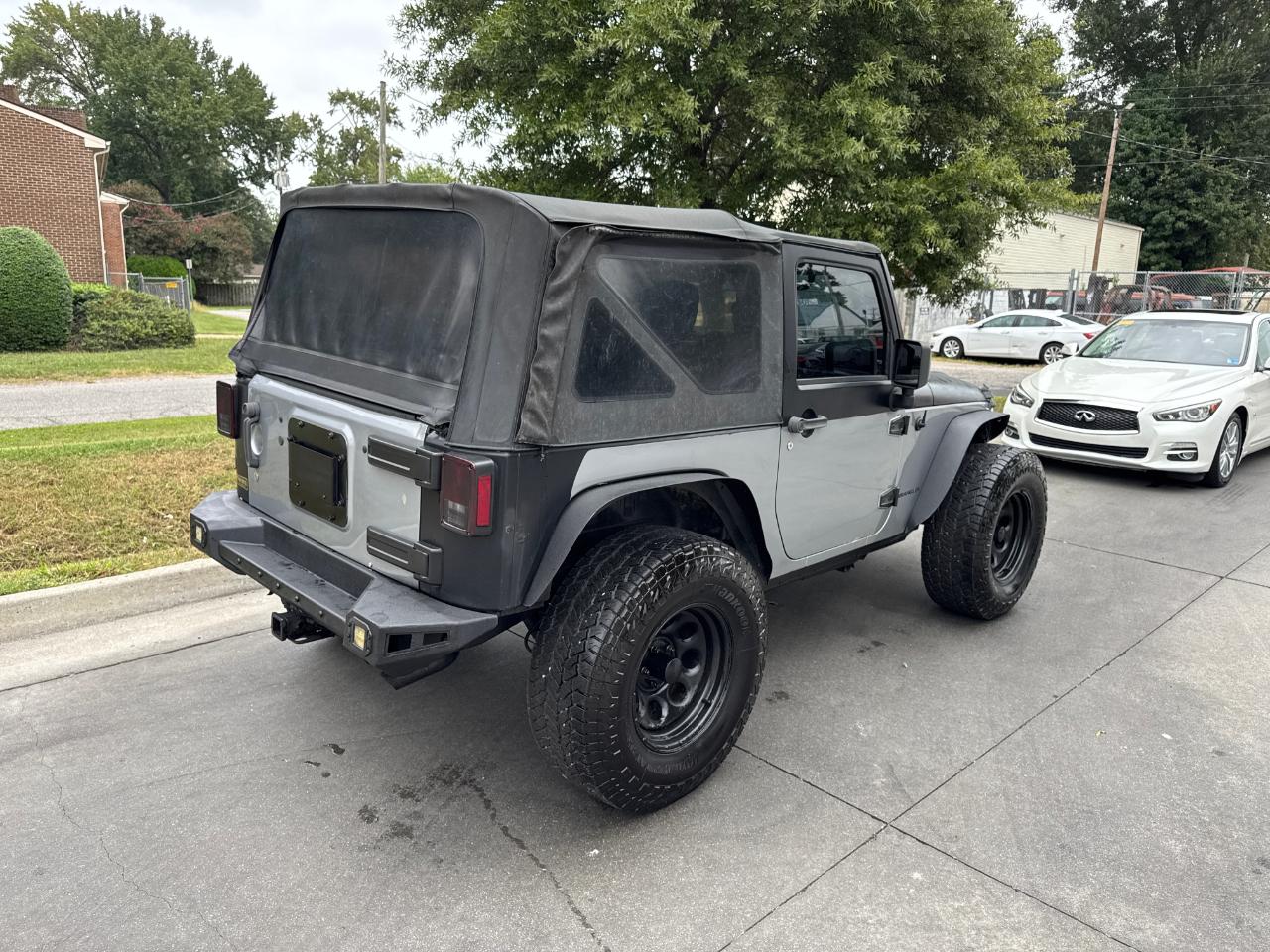 Jeep Wrangler 4WD 2dr Sport 2015