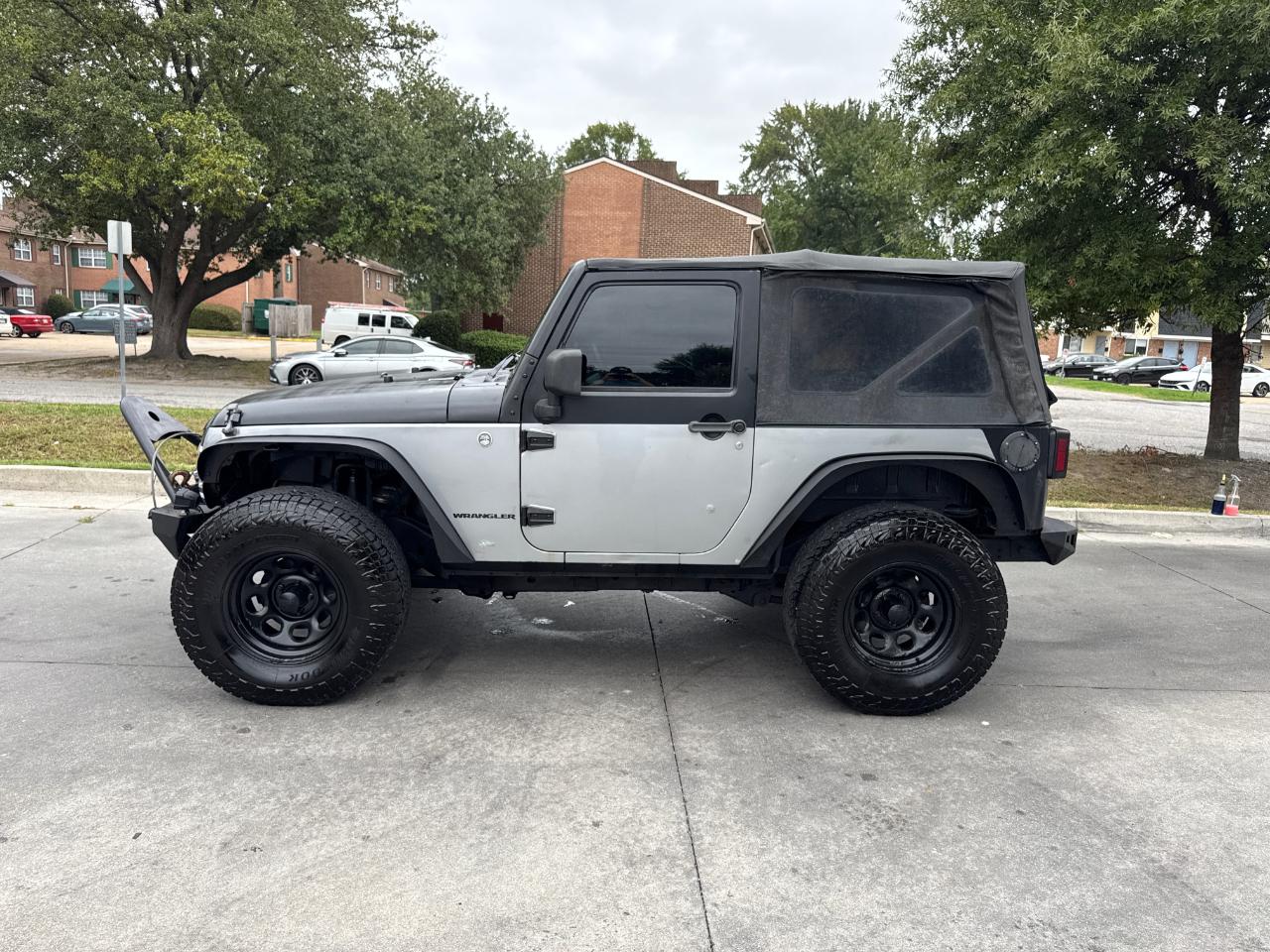 Jeep Wrangler 4WD 2dr Sport 2015