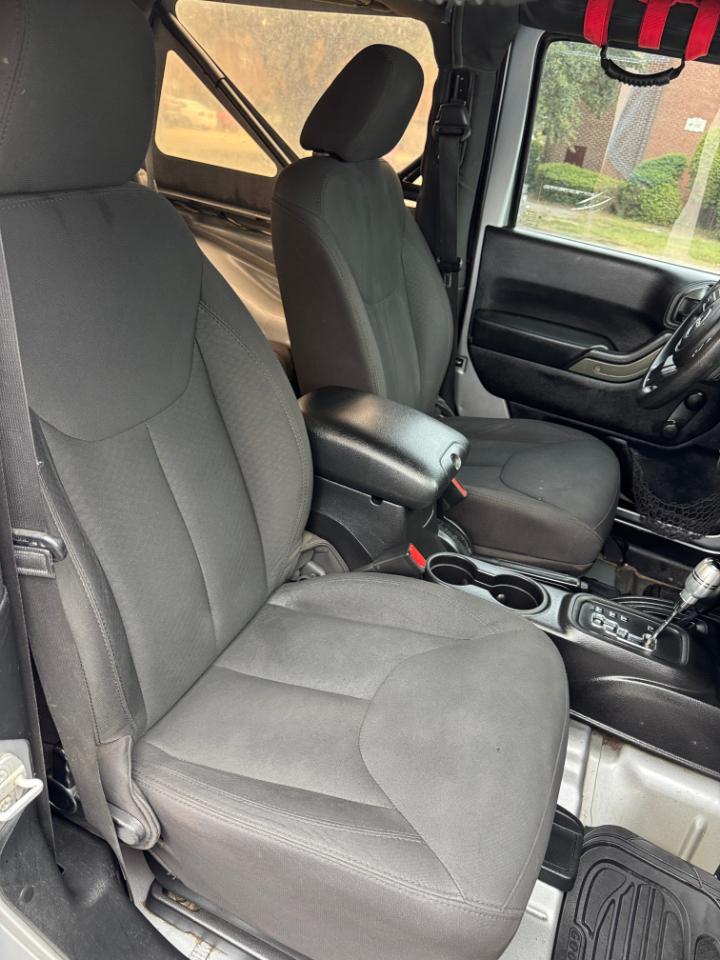 Jeep Wrangler 4WD 2dr Sport 2015