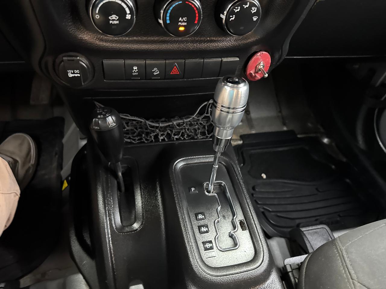 Jeep Wrangler 4WD 2dr Sport 2015
