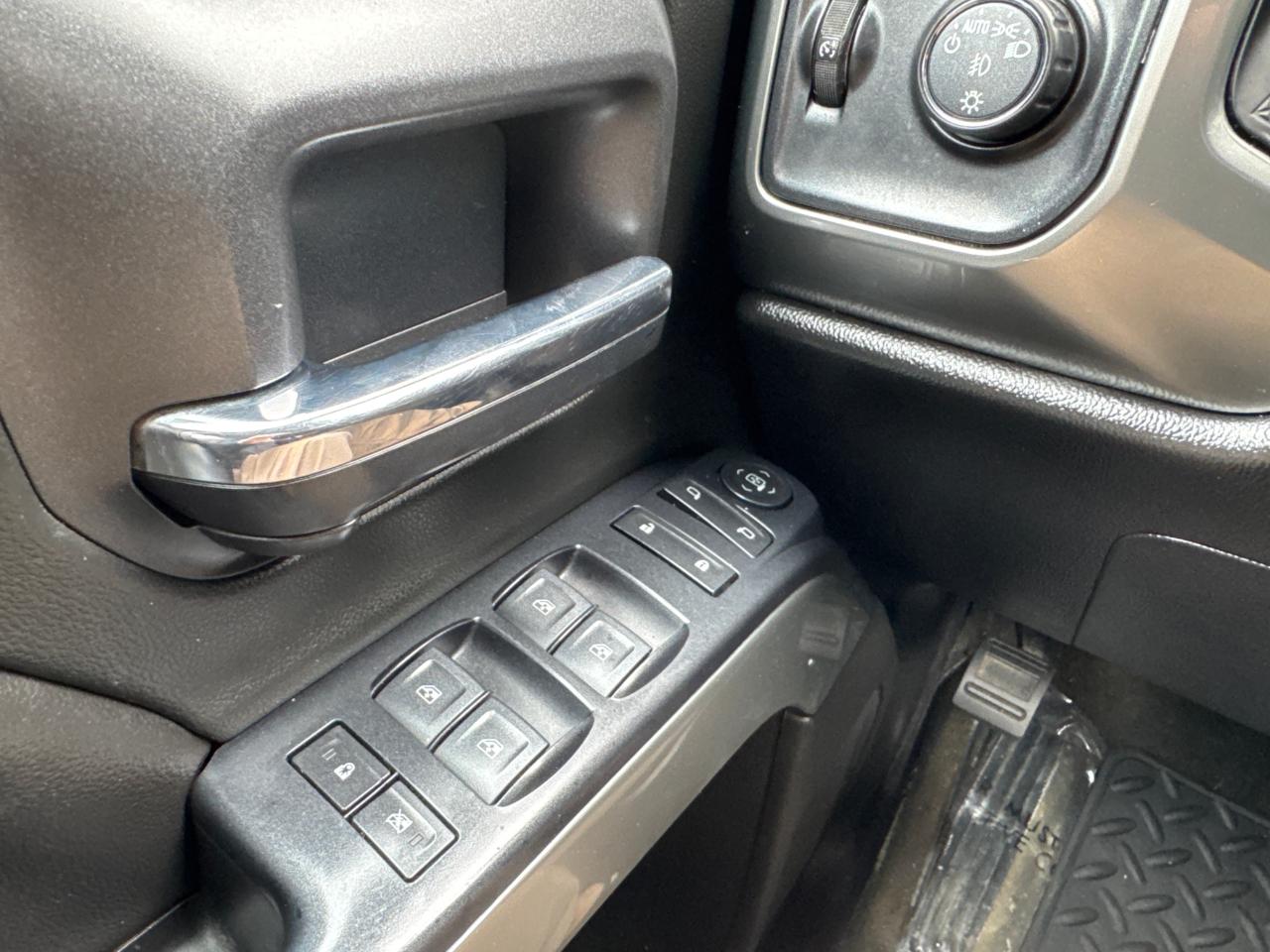 Chevrolet Silverado 1500 4WD Double Cab 143.5" LT w/1LT 2018