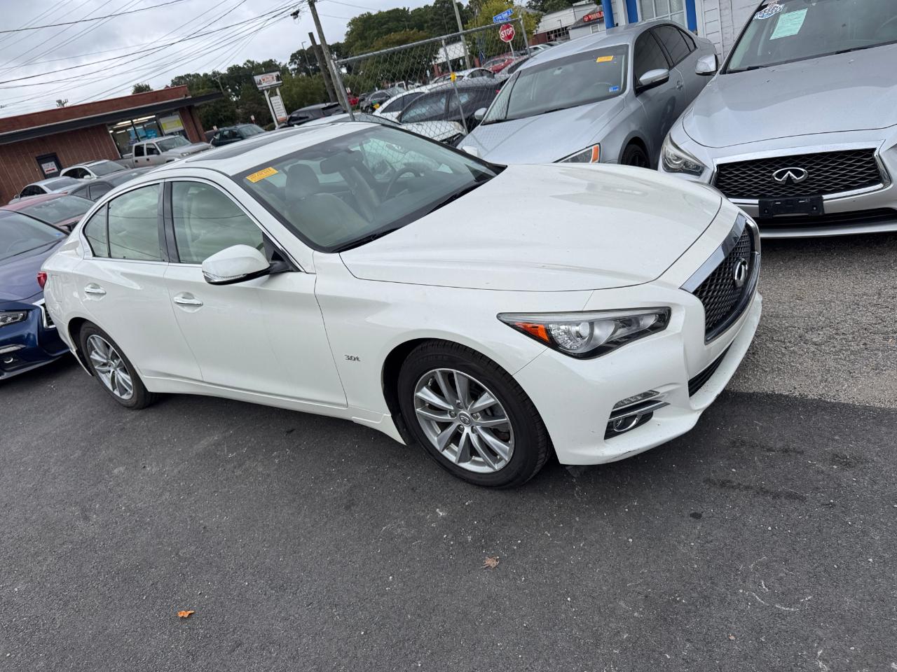Infiniti Q50 3.0t Premium AWD 2017