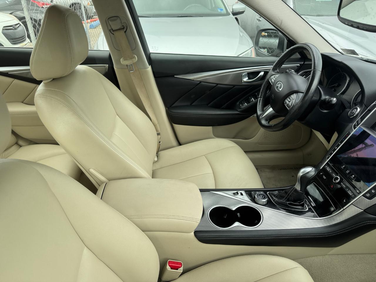 Infiniti Q50 3.0t Premium AWD 2017