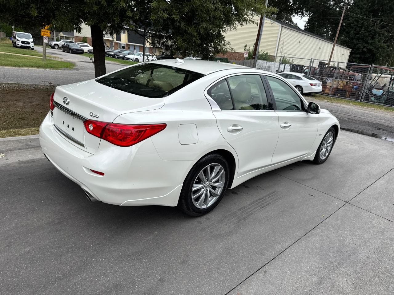 Infiniti Q50 3.0t Premium AWD 2017