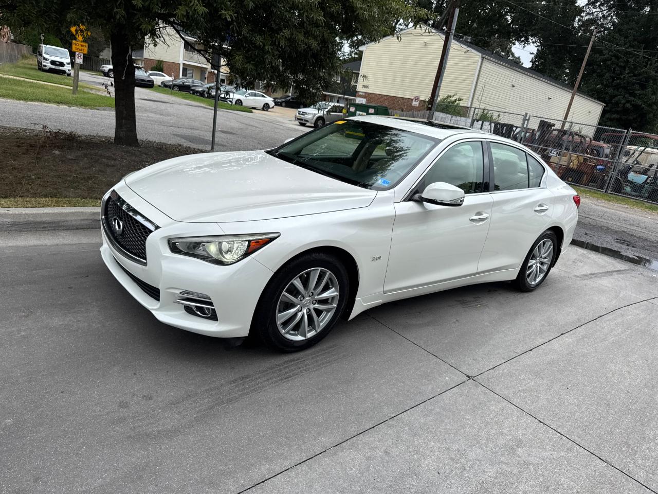 Infiniti Q50 3.0t Premium AWD 2017
