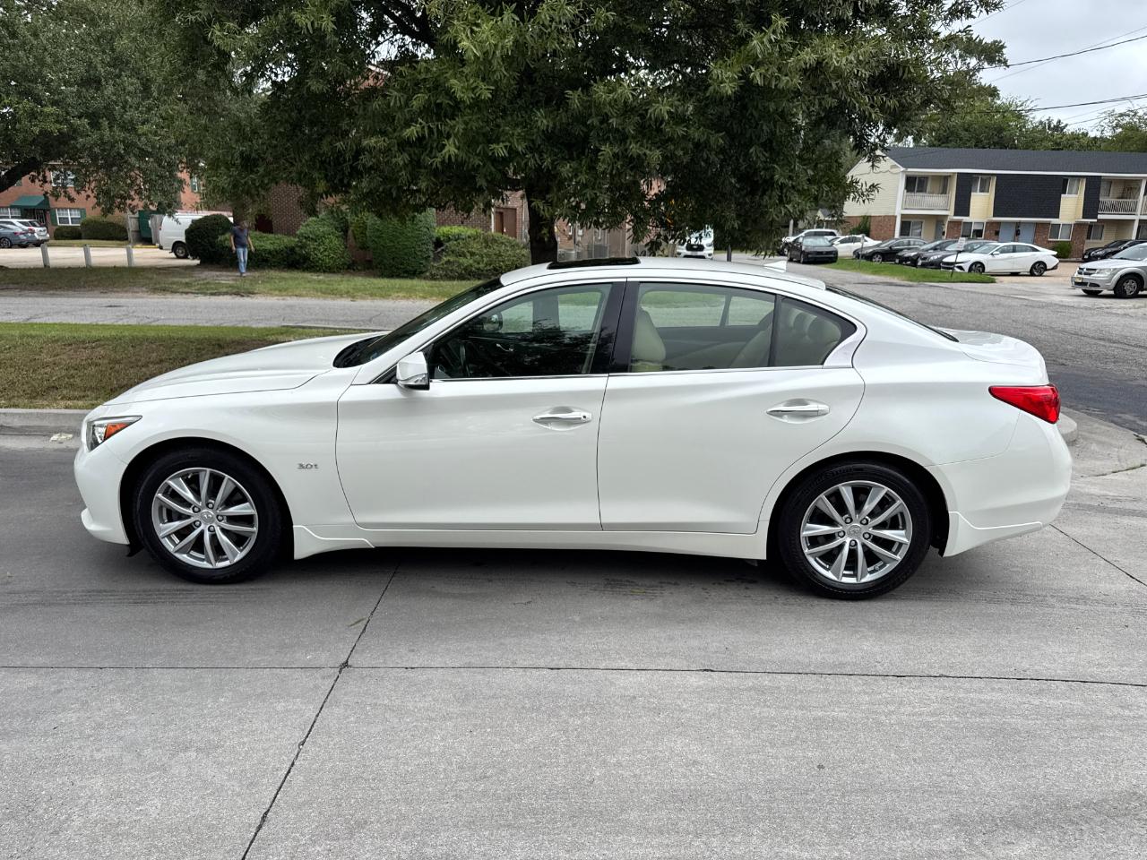 Infiniti Q50 3.0t Premium AWD 2017