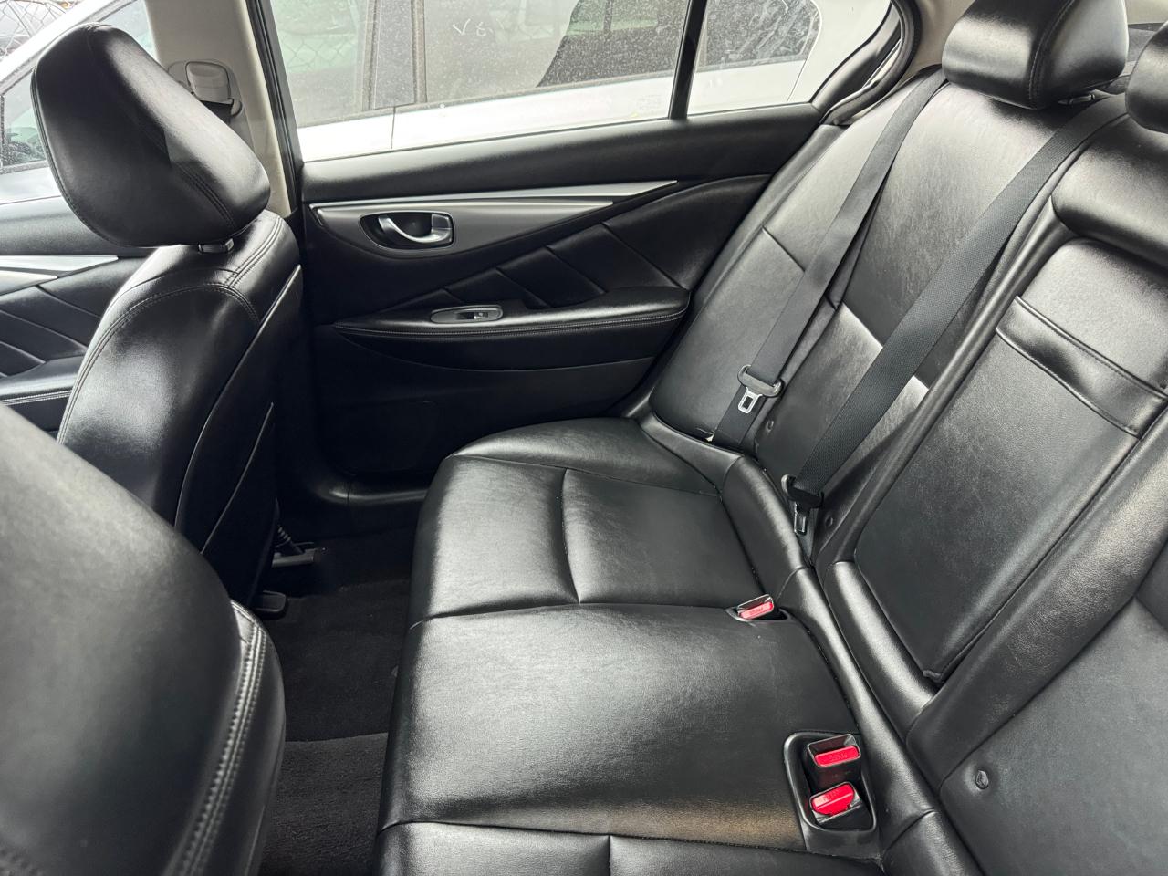 Infiniti Q50 3.0t LUXE AWD 2019