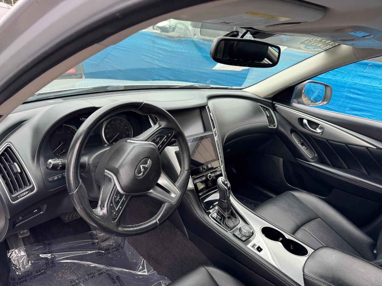 Infiniti Q50 3.0t LUXE AWD 2019