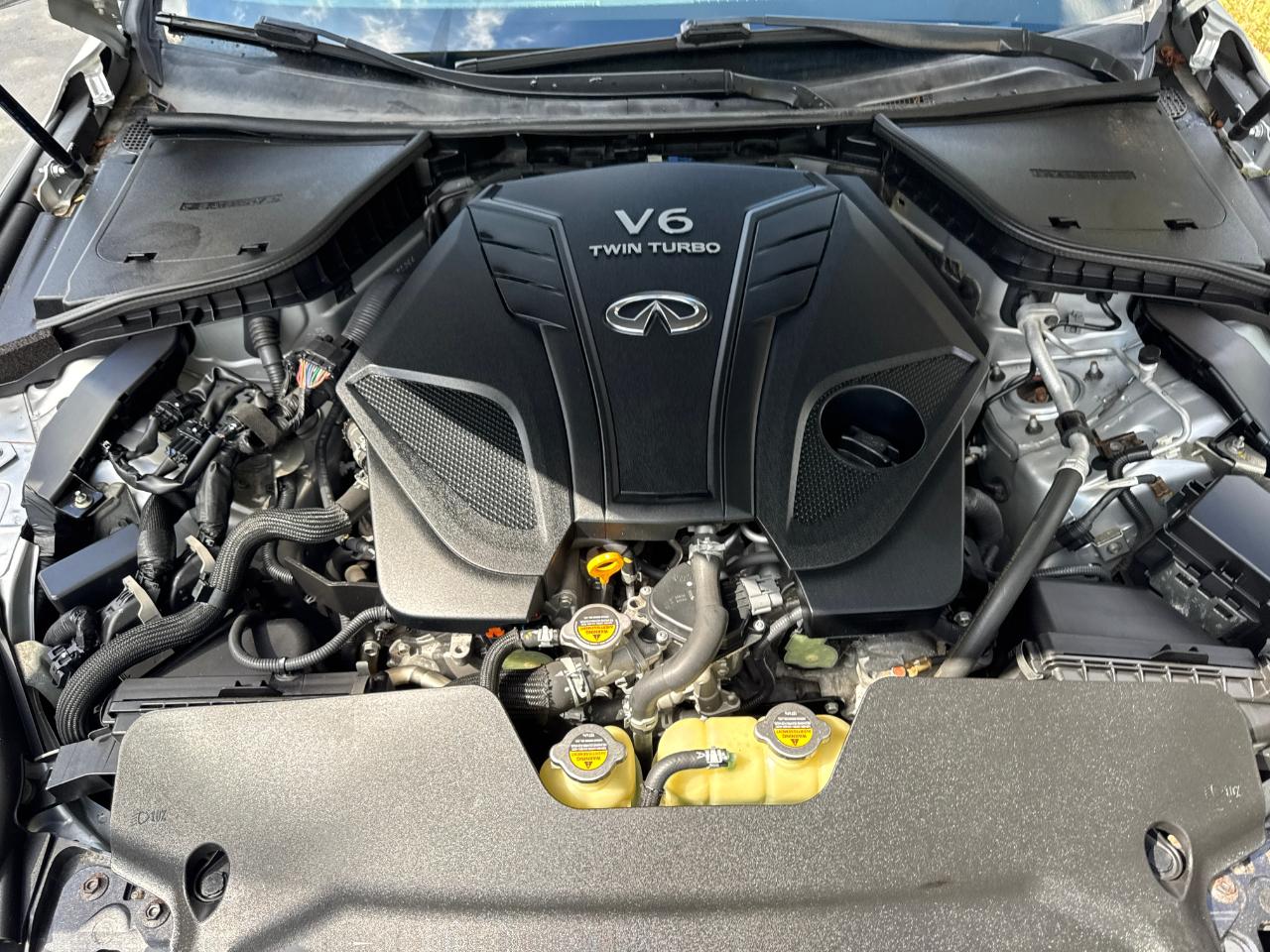 Infiniti Q50 3.0t LUXE AWD 2019