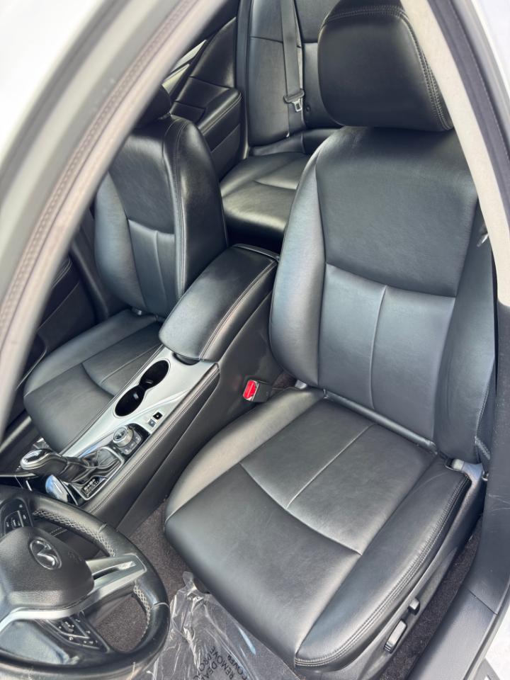 Infiniti Q50 3.0t LUXE AWD 2019