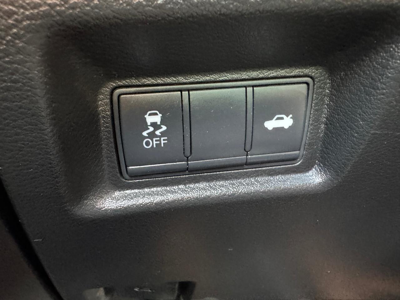 Infiniti Q50 3.0t LUXE AWD 2019