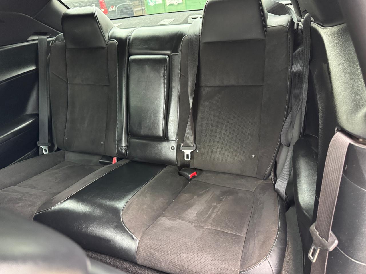 Dodge Challenger 2dr Cpe R/T Plus 2015