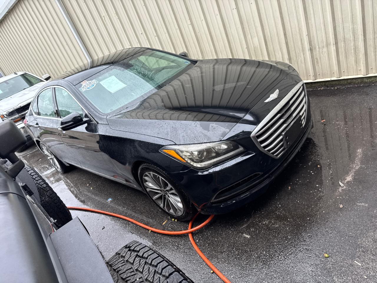 Hyundai Genesis 4dr Sdn V6 3.8L RWD 2015