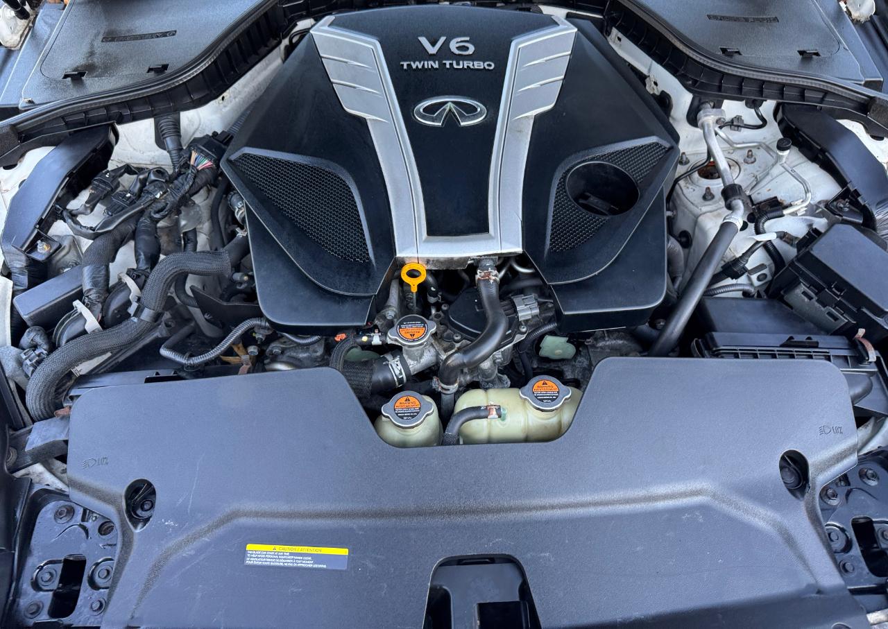 Infiniti Q50 3.0t LUXE AWD 2018