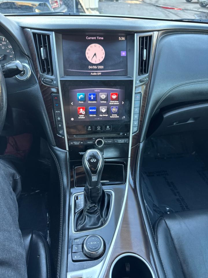 Infiniti Q50 3.0t LUXE AWD 2018