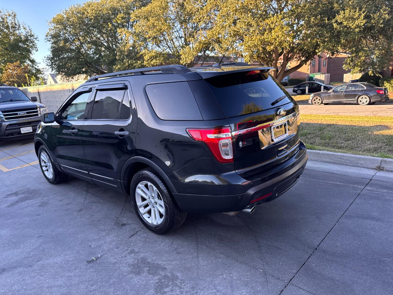 Ford Explorer FWD 4dr Base 2015
