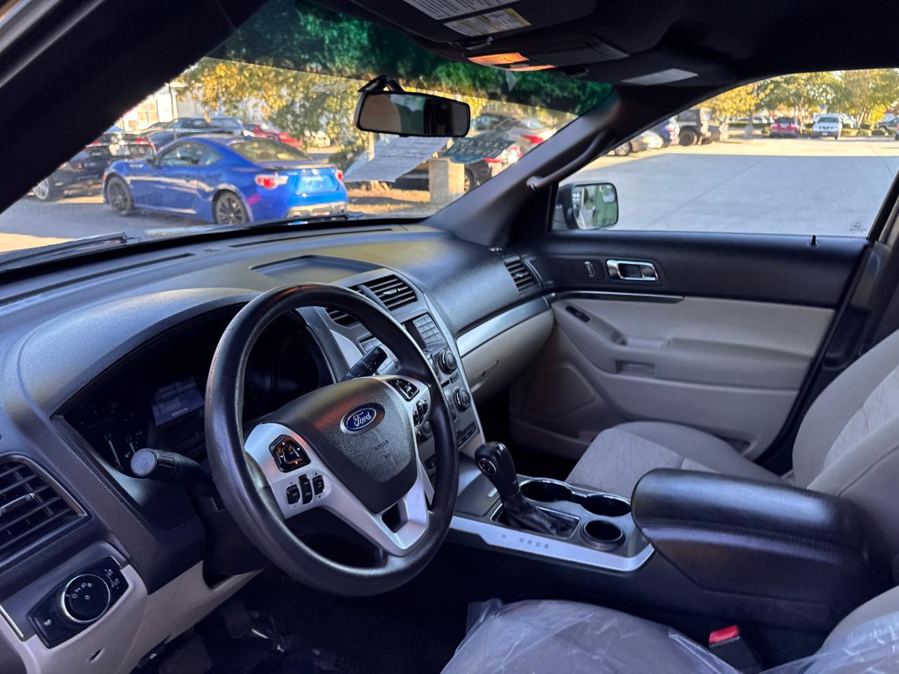 Ford Explorer FWD 4dr Base 2015