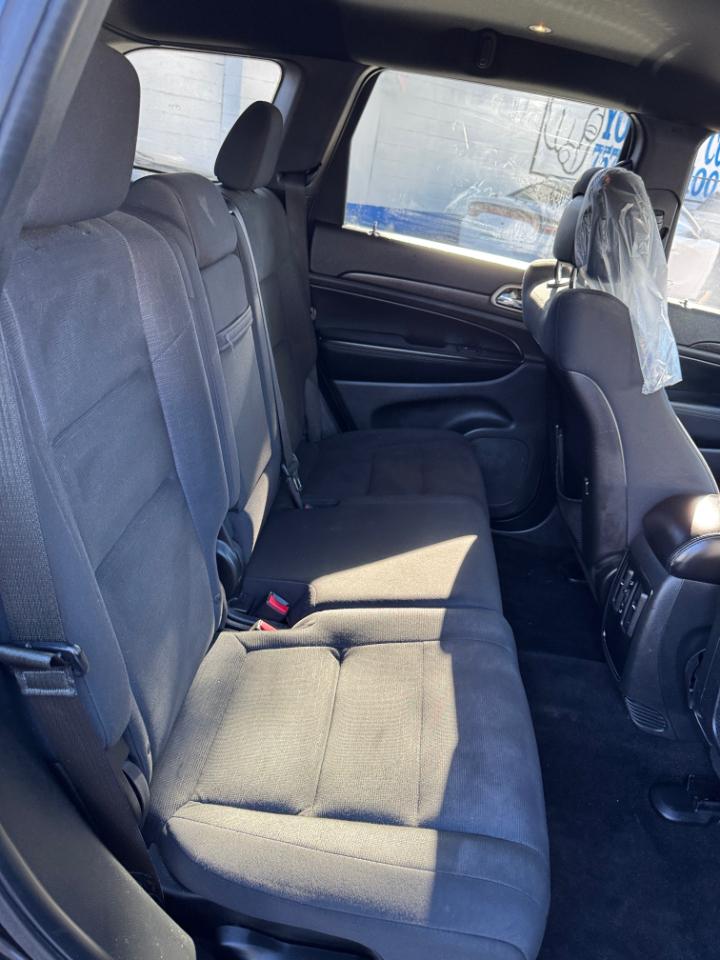 Jeep Grand Cherokee RWD 4dr Laredo 2016