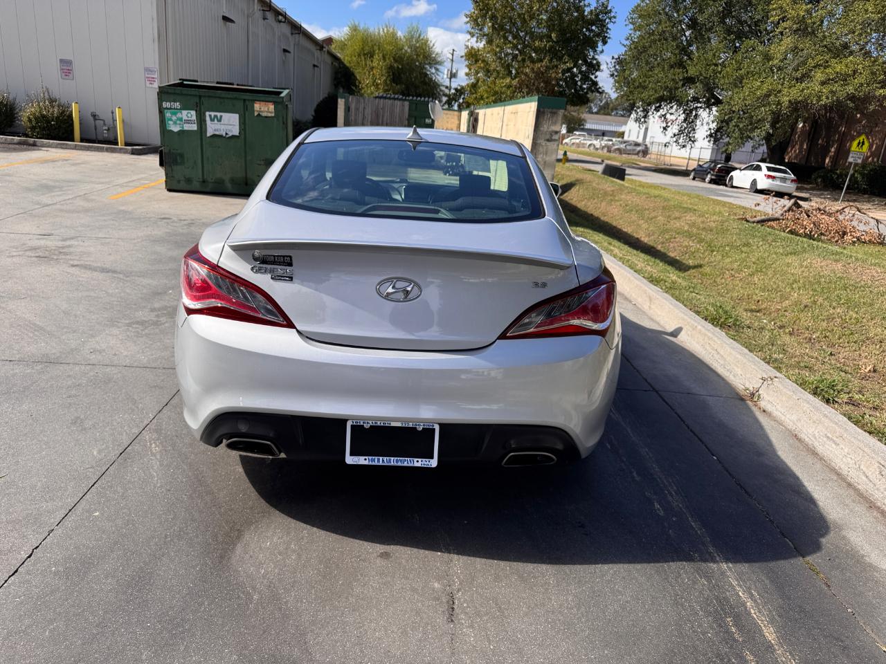 Hyundai Genesis Coupe 2dr 3.8L Auto Base w/Black Seats 2015
