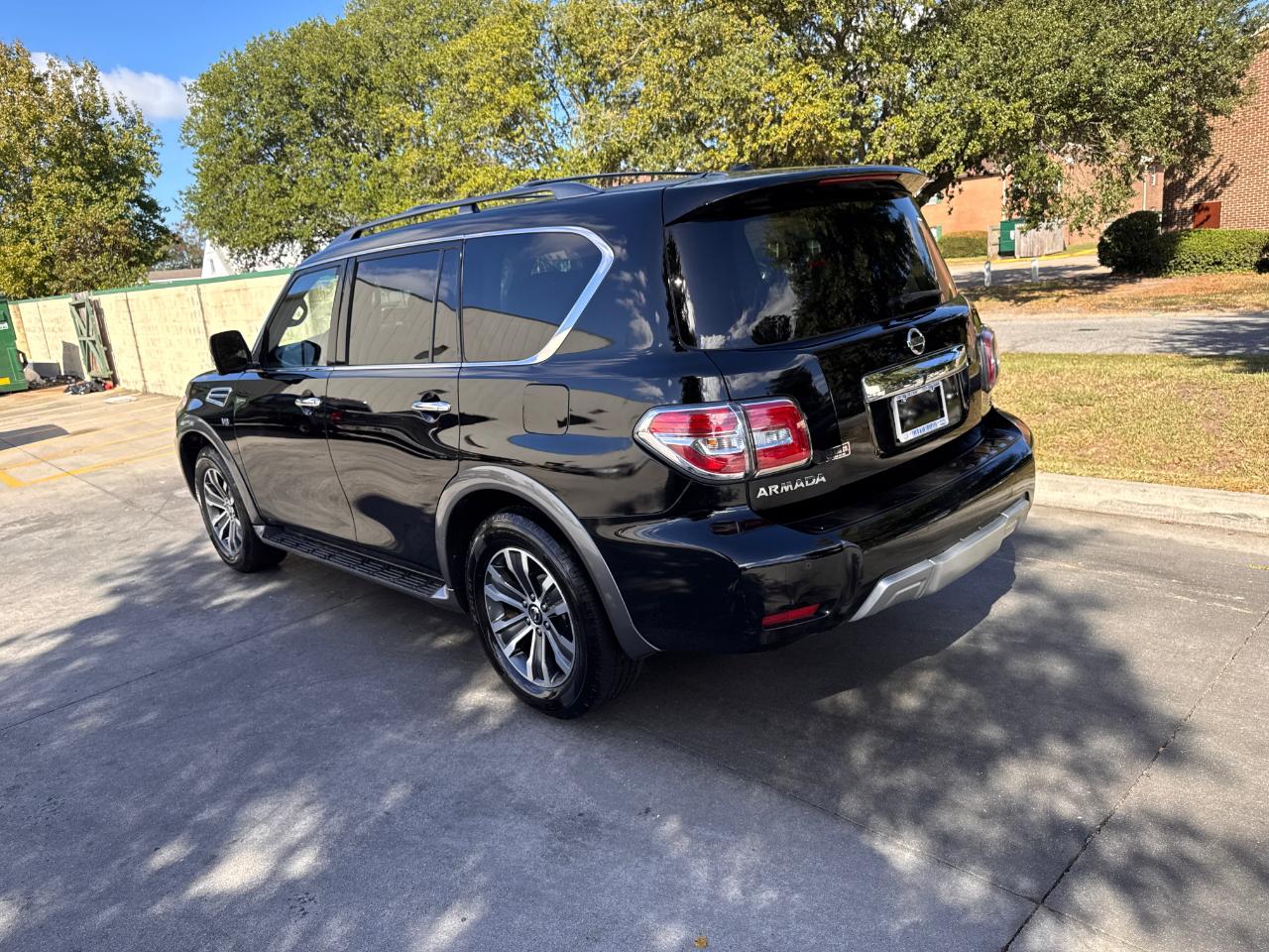 Nissan Armada 4x4 SL 2018