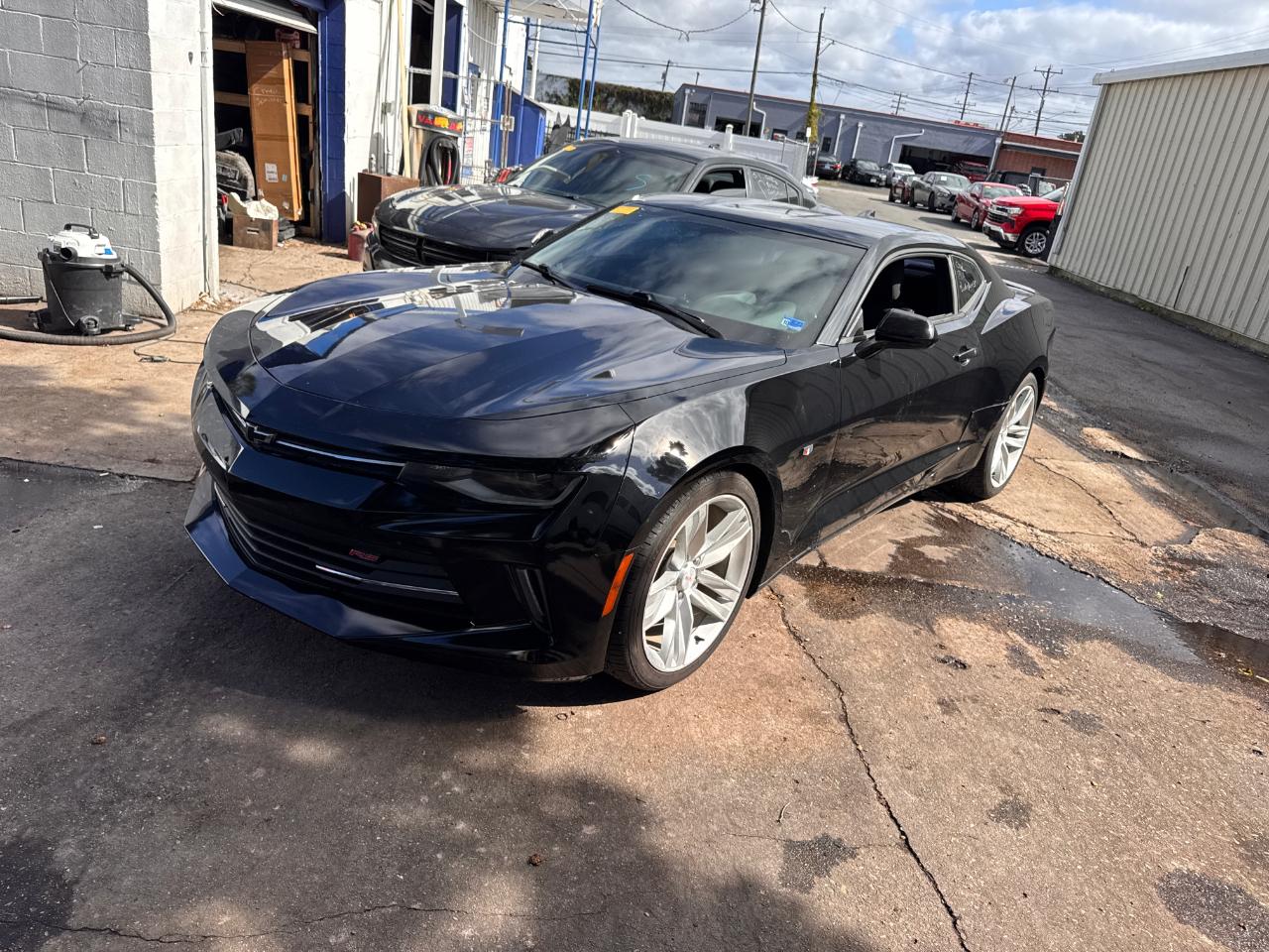 Chevrolet Camaro 2dr Cpe 1LT 2018