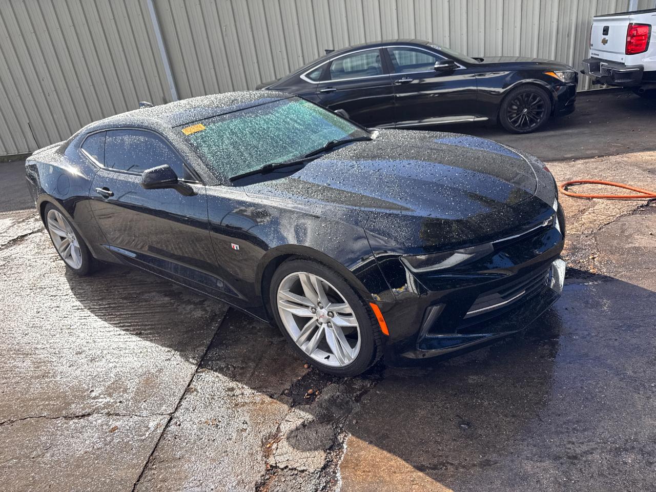 Chevrolet Camaro 2dr Cpe 1LT 2018