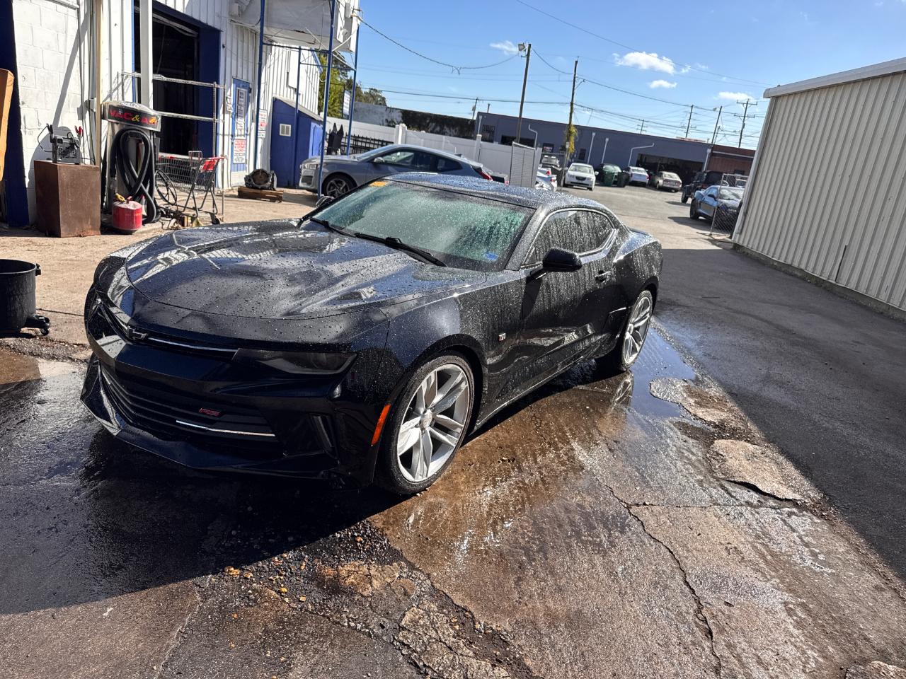 Chevrolet Camaro 2dr Cpe 1LT 2018