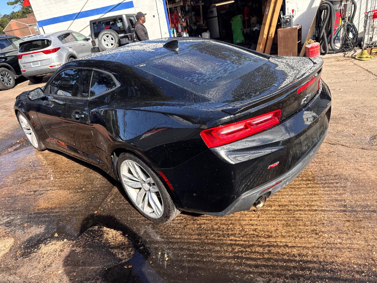 Chevrolet Camaro 2dr Cpe 1LT 2018