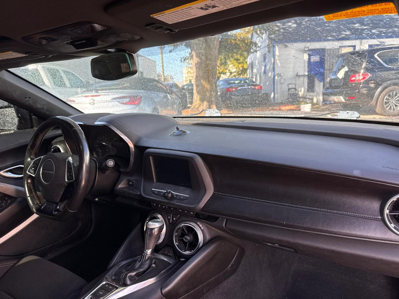 Chevrolet Camaro 2dr Cpe 1LT 2018